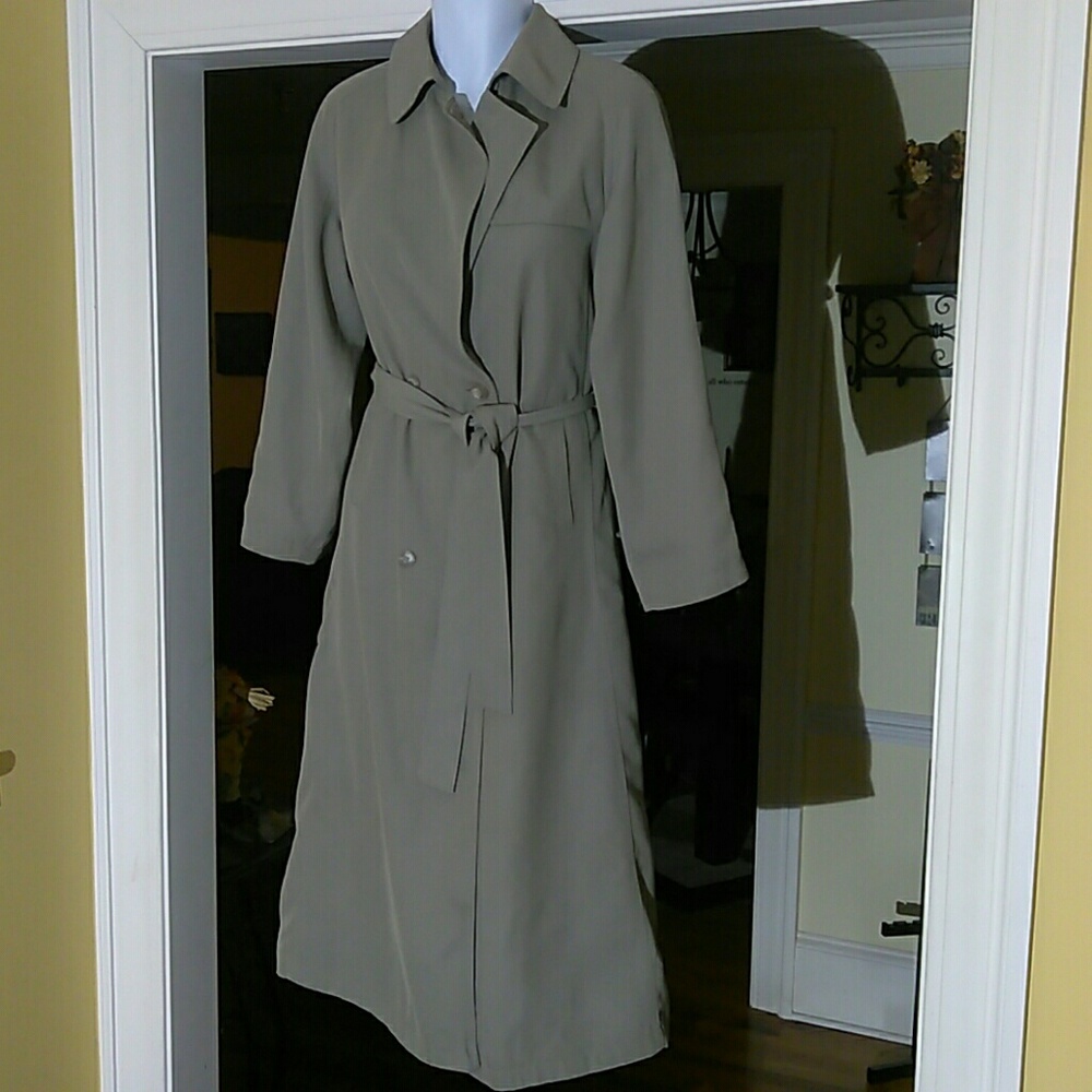 New York Harbor ladies trench coat size 8